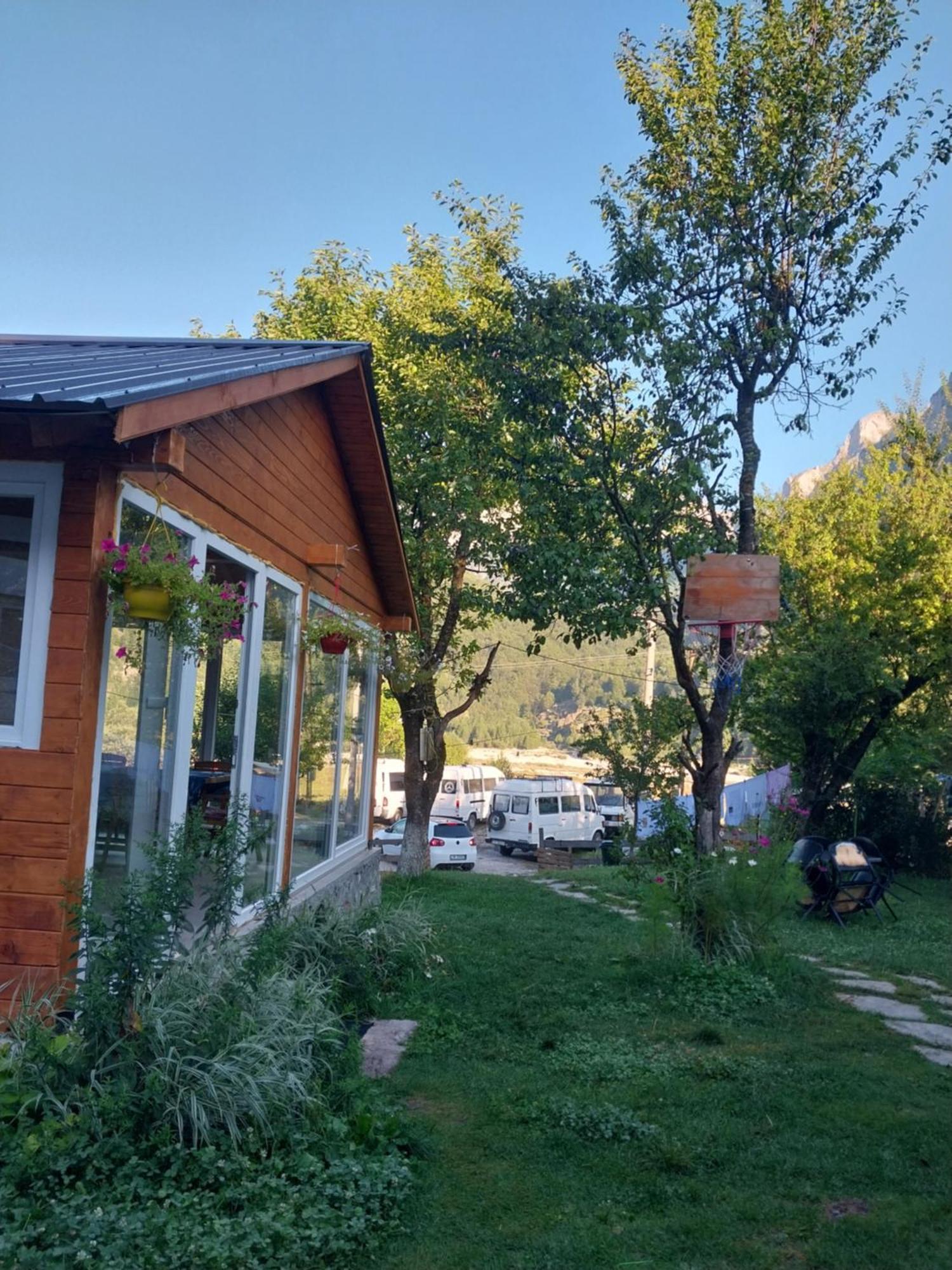 Bujtina Arlindi Bed & Breakfast Valbone Ngoại thất bức ảnh