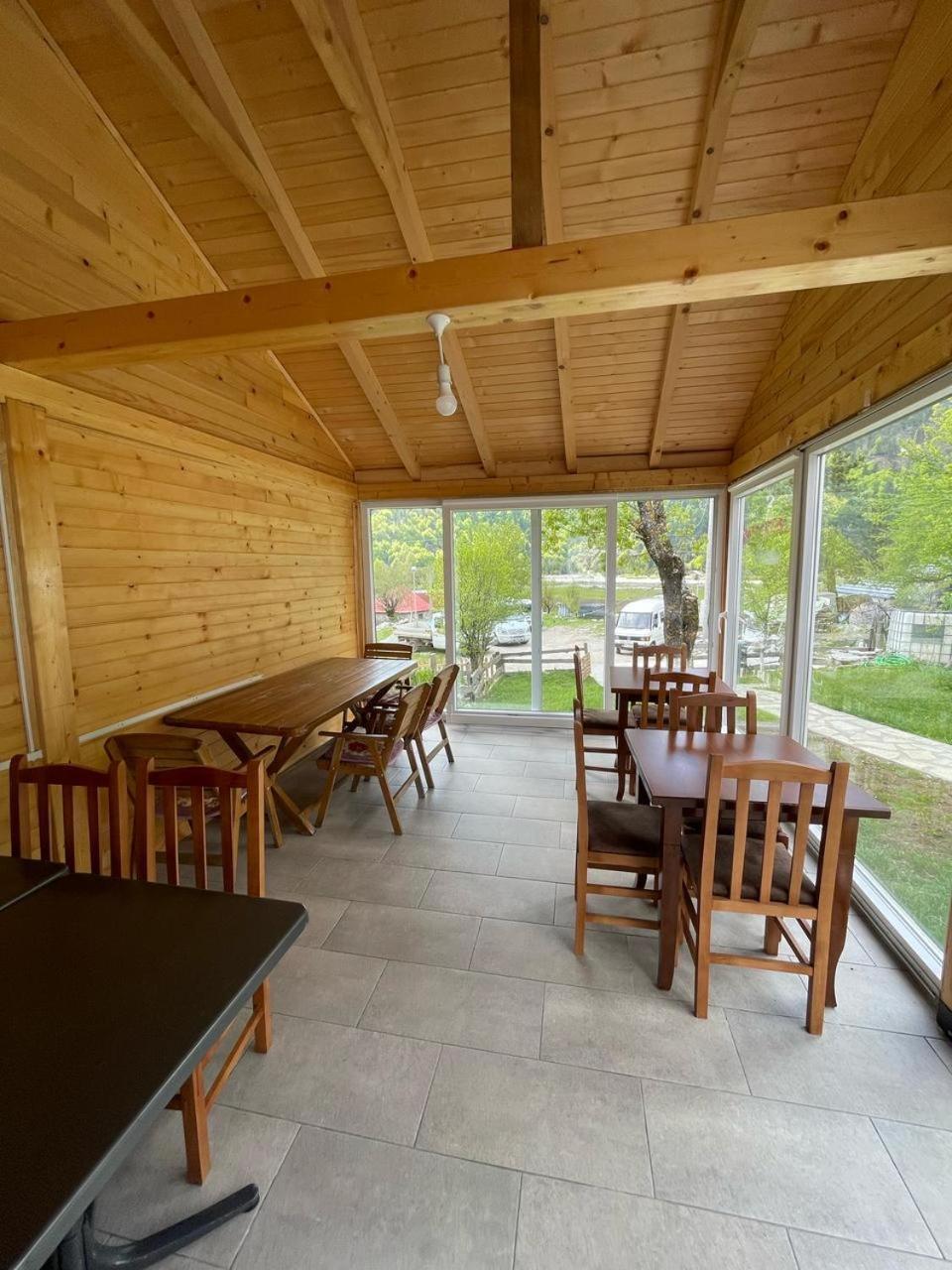Bujtina Arlindi Bed & Breakfast Valbone Ngoại thất bức ảnh